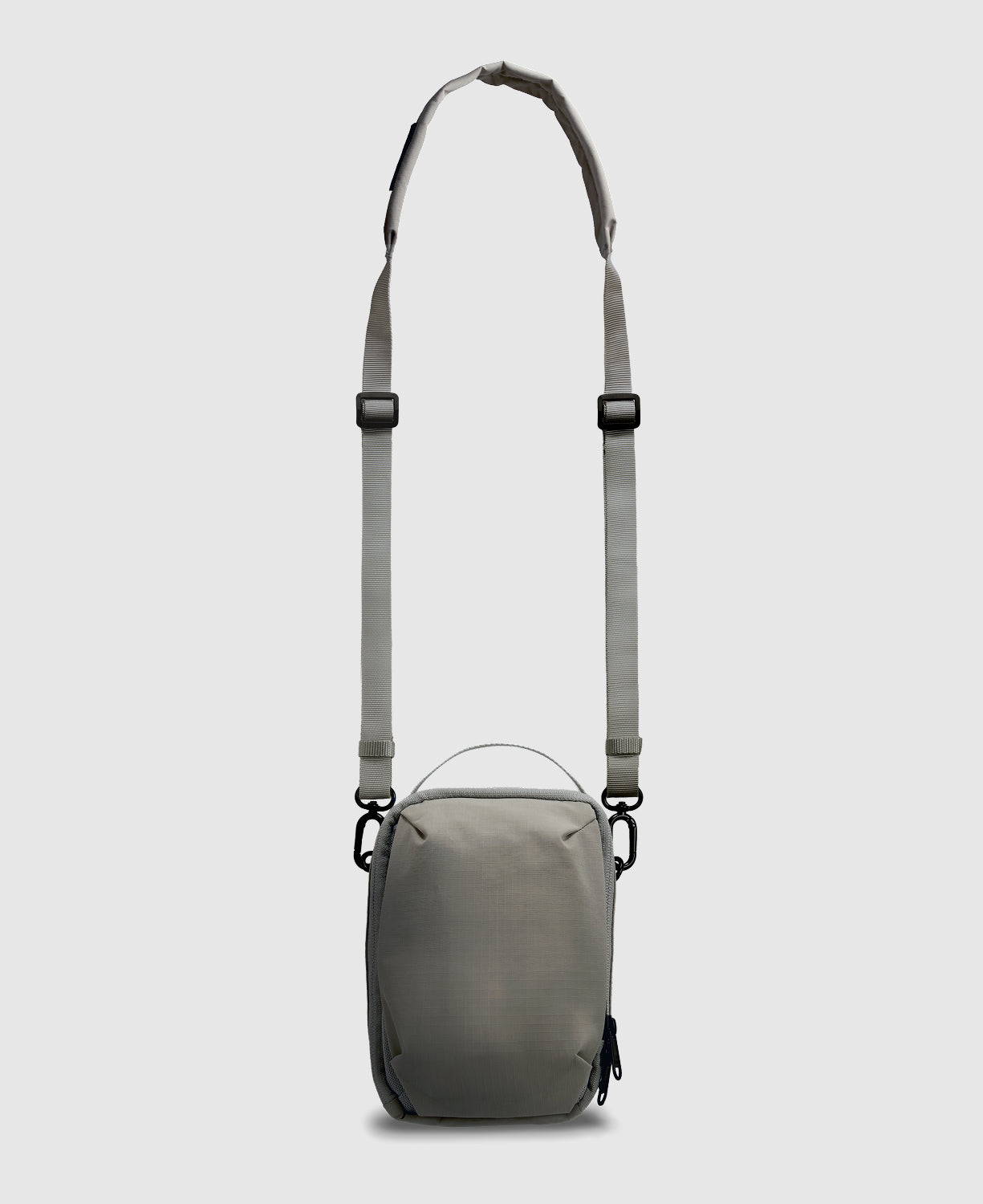 Essential 0.8L 隨行手機包 隕石灰