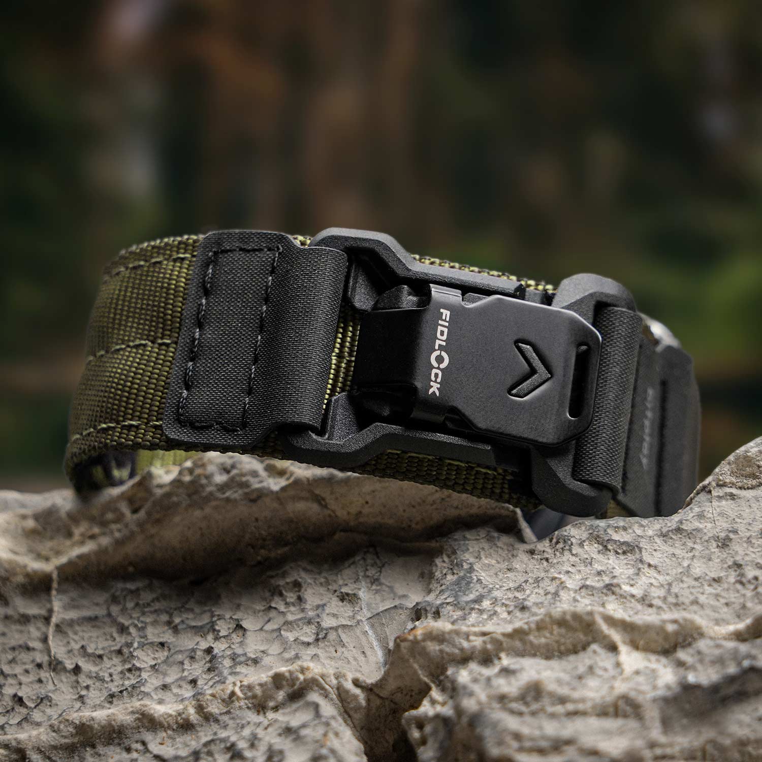 Fidlock®瞬扣錶帶-適用於  Apple Watch Ultra / 45 / 44mm 軍綠色