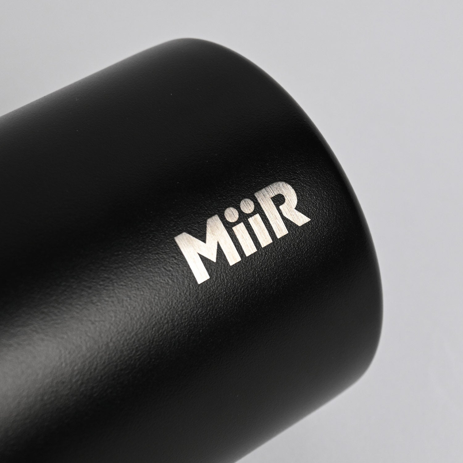 MiiR x bitplay 雙層真空啤酒保冰罐 12oz/354ml 夜空黑